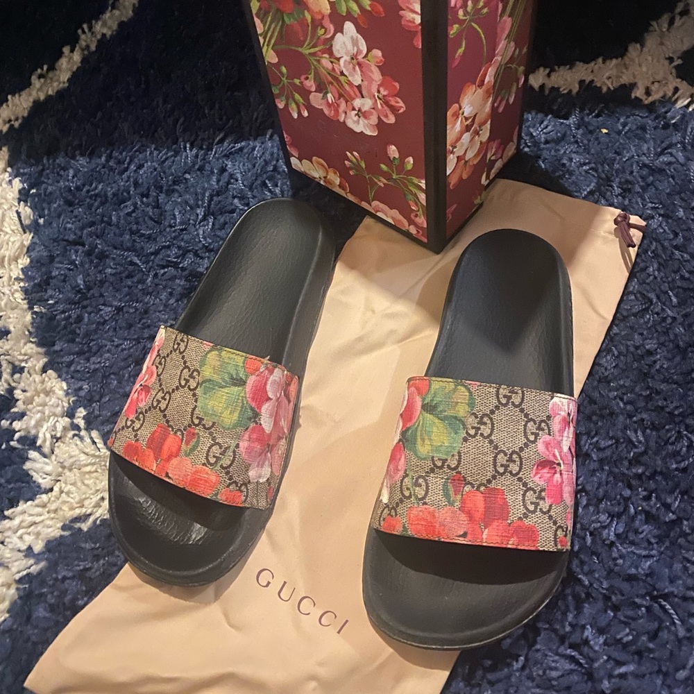 COPY - Blooms Supreme Floral Slide Sandal